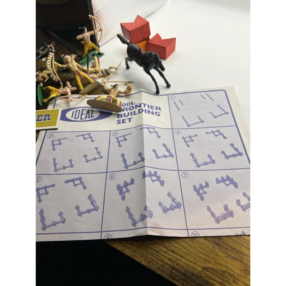 Ideal Frontier Logs Fort 300pc (missing 4 pcs) Wood Set Figures and directions.
